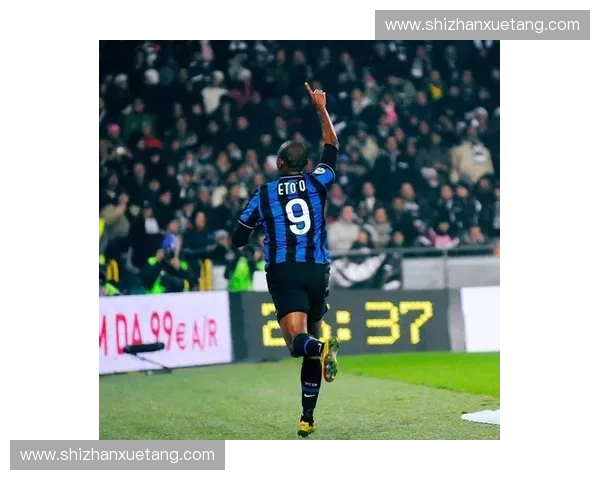 世界足球先生荣耀背后的较量与传奇球星巅峰对决之路 世界足球先生荣耀背后的较量与传奇球星巅峰对决之路